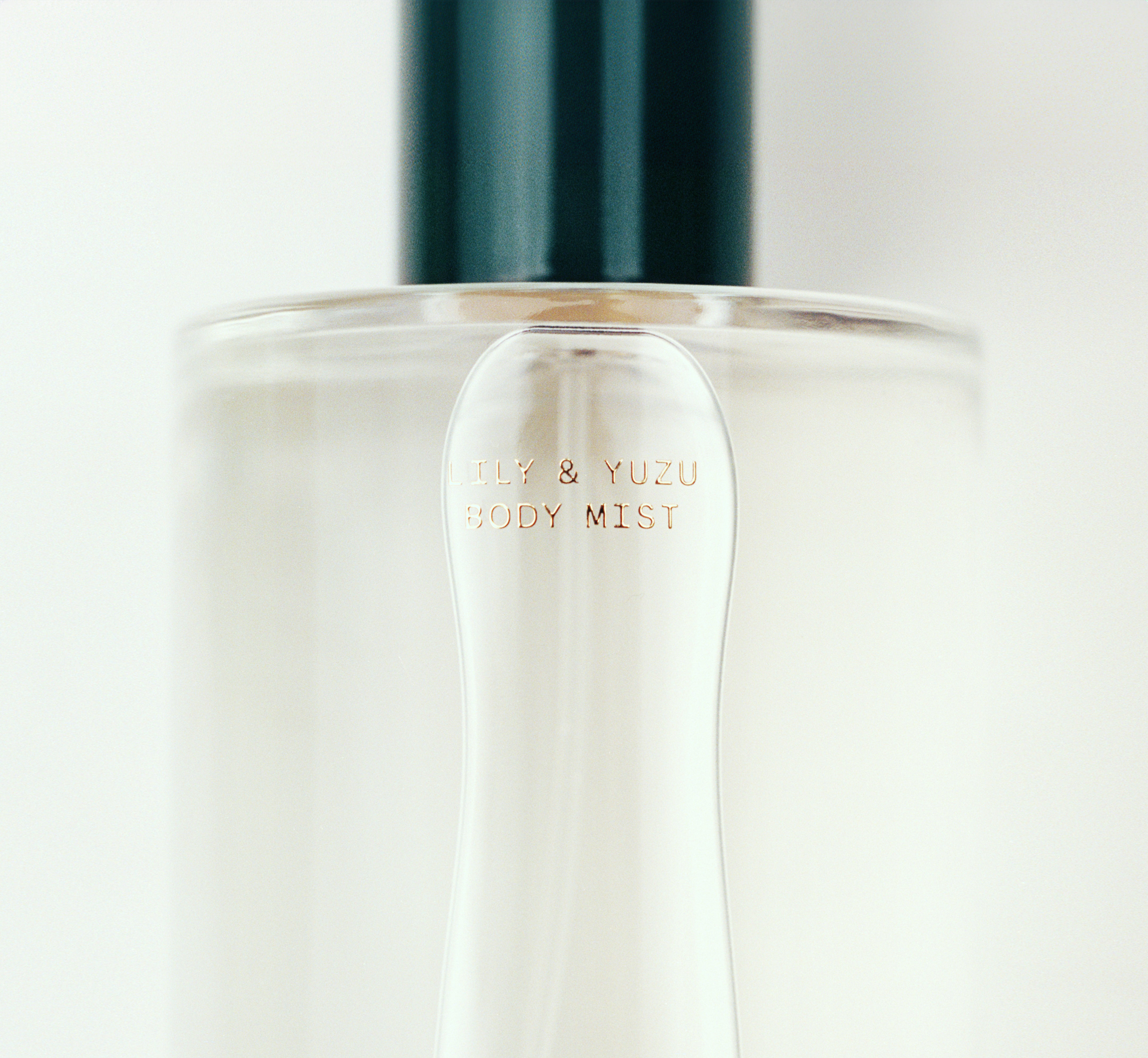 slick-47769893372154